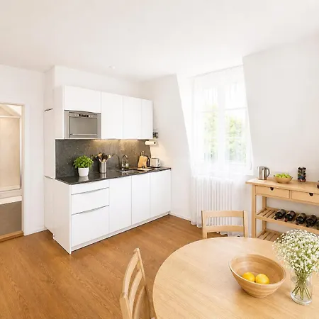 6 Apartment, Comfortable Modern Apartment